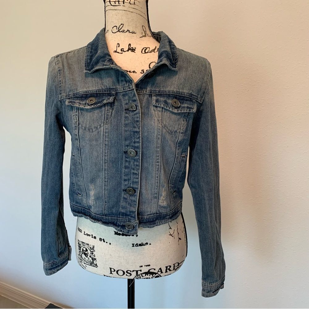 Distressed Womens Blue Jean Jacket Size M